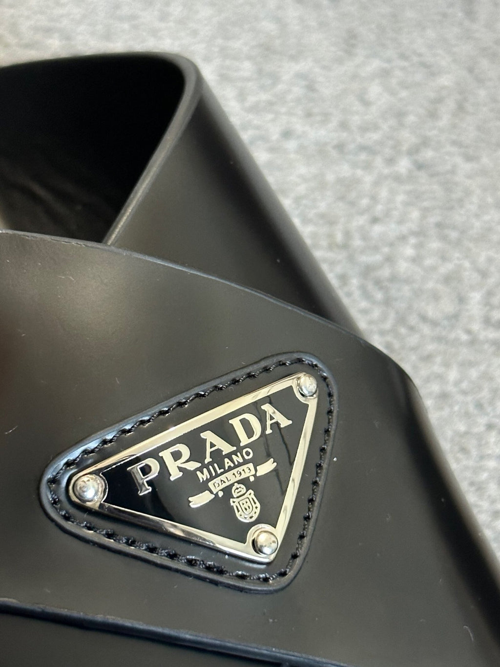Prada | Prada slider | Detail Shot | yiodesigner.co.uk
