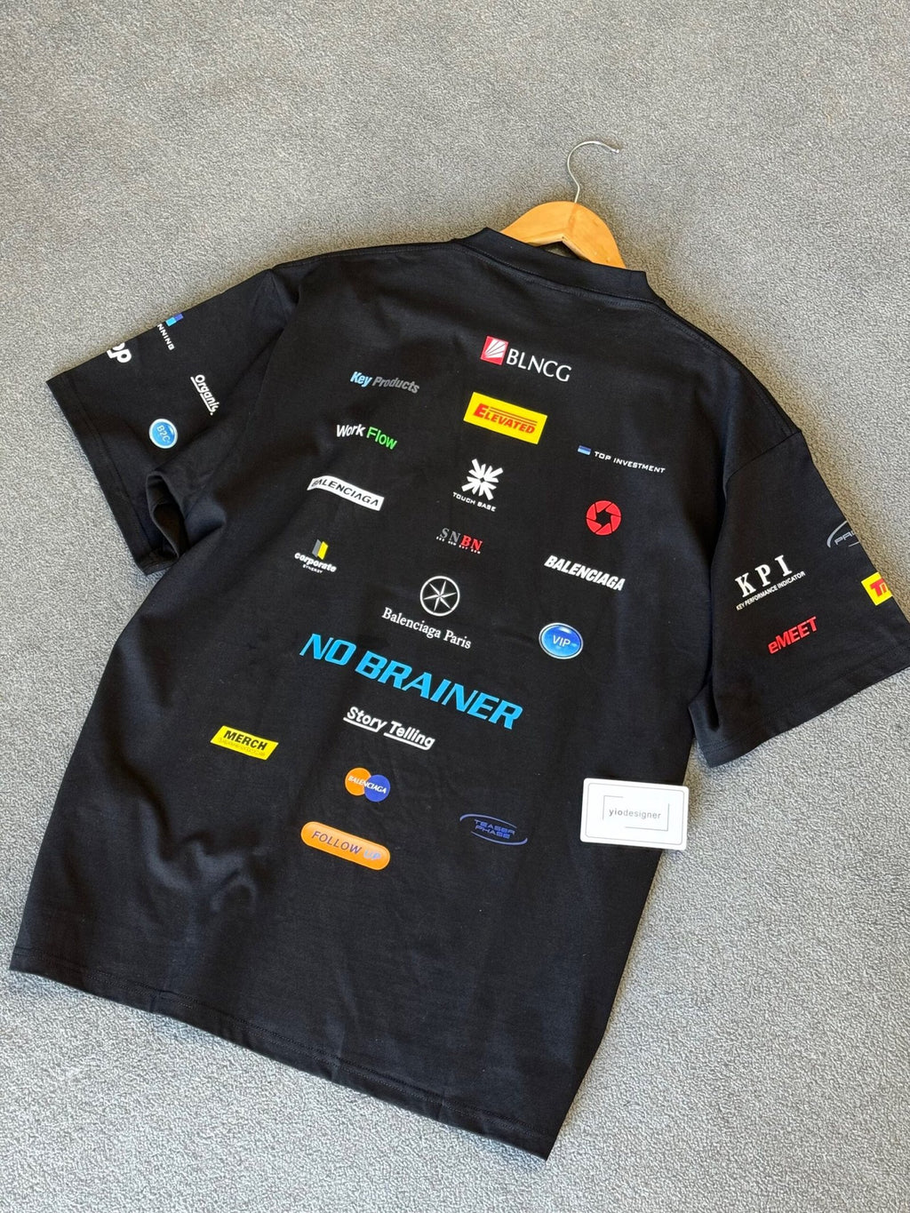 Balenciaga | Balenciaga t-shirt | Detail Shot | yiodesigner.co.uk