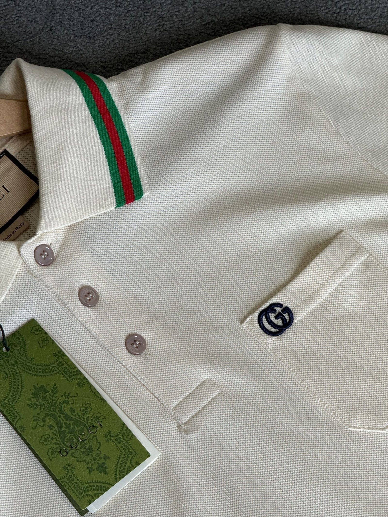 Gucci | Gucci polo | Detail Shot | yiodesigner.co.uk