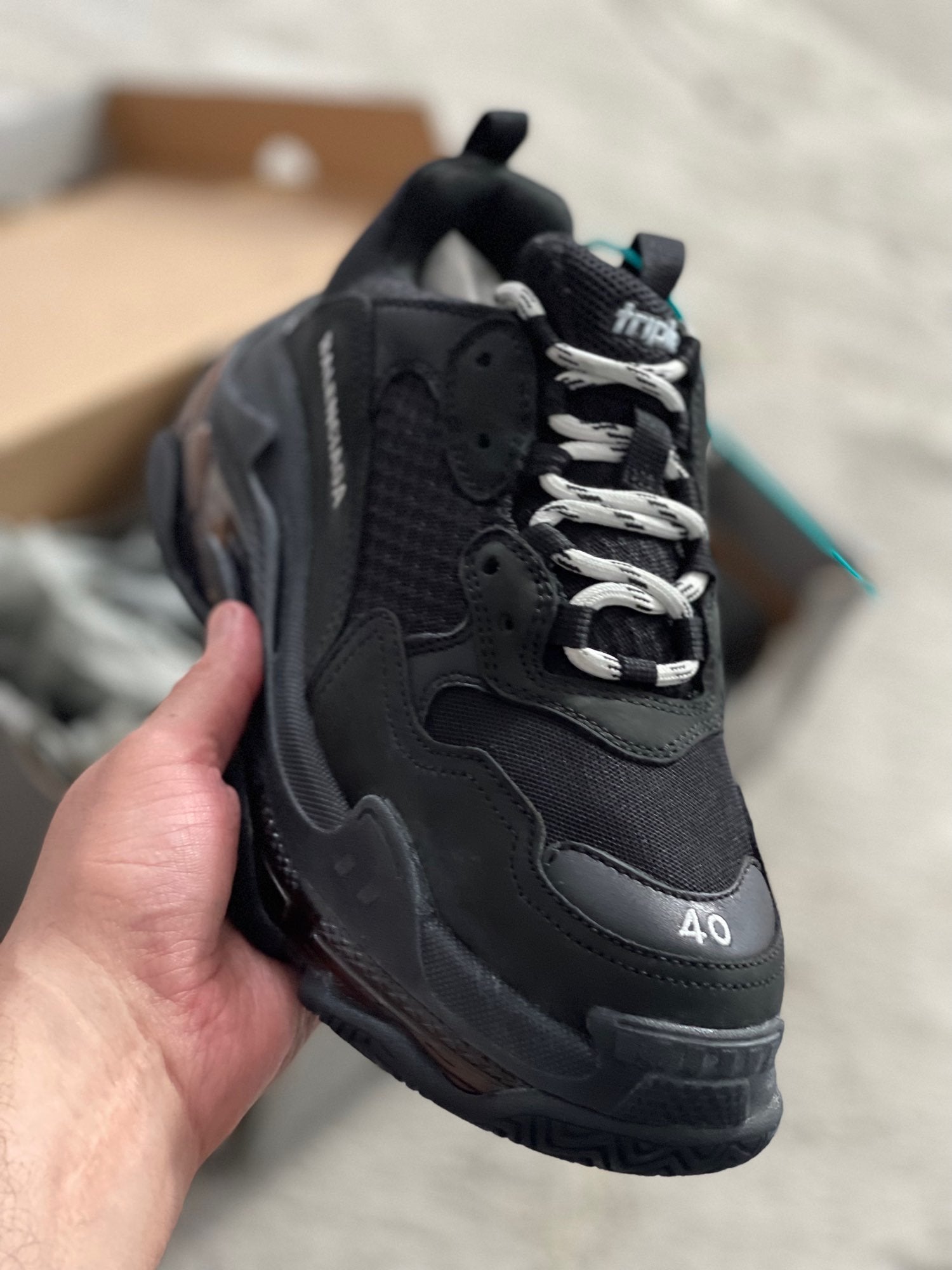 Balenciaga | Balenciaga 3s | Side View | yiodesigner.co.uk