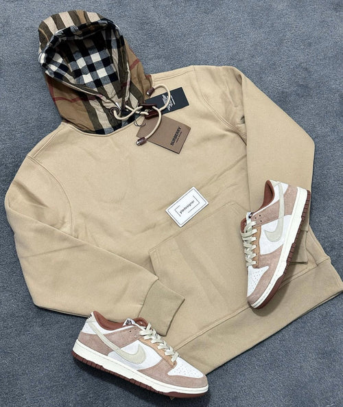Burberry | Burberry hoody | Size L | yiodesigner.co.uk
