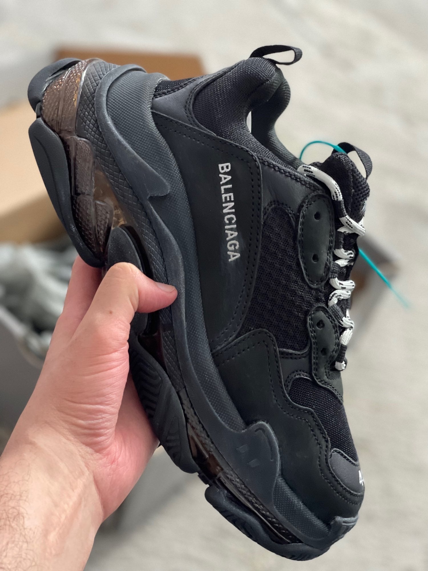 Balenciaga | Balenciaga 3s | Back View | yiodesigner.co.uk