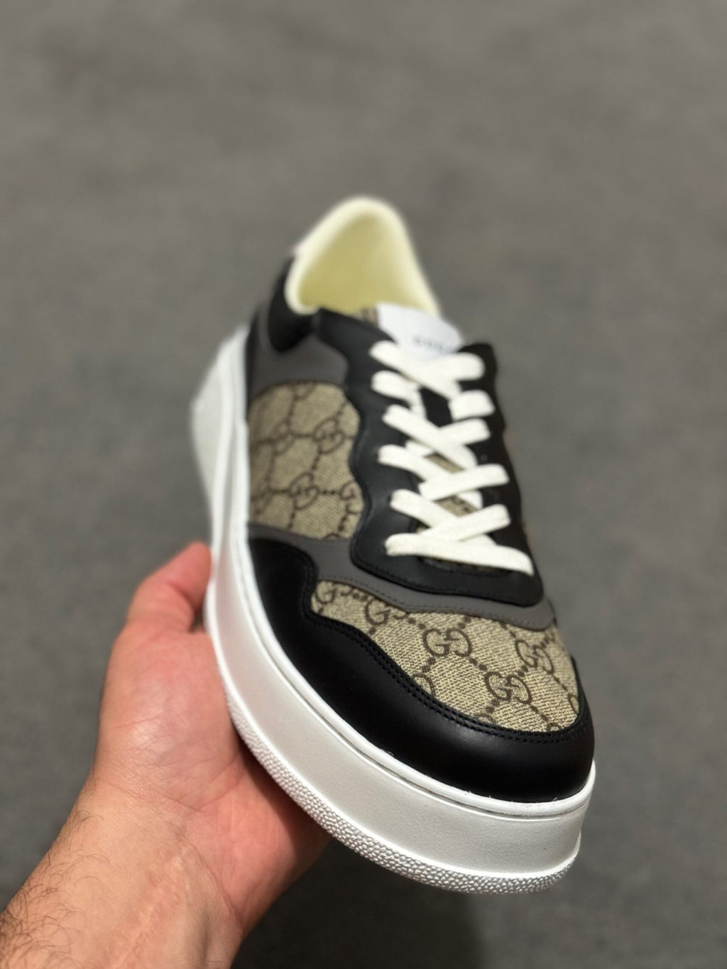 Gucci | Gucci sneaker | Detail Shot | yiodesigner.co.uk