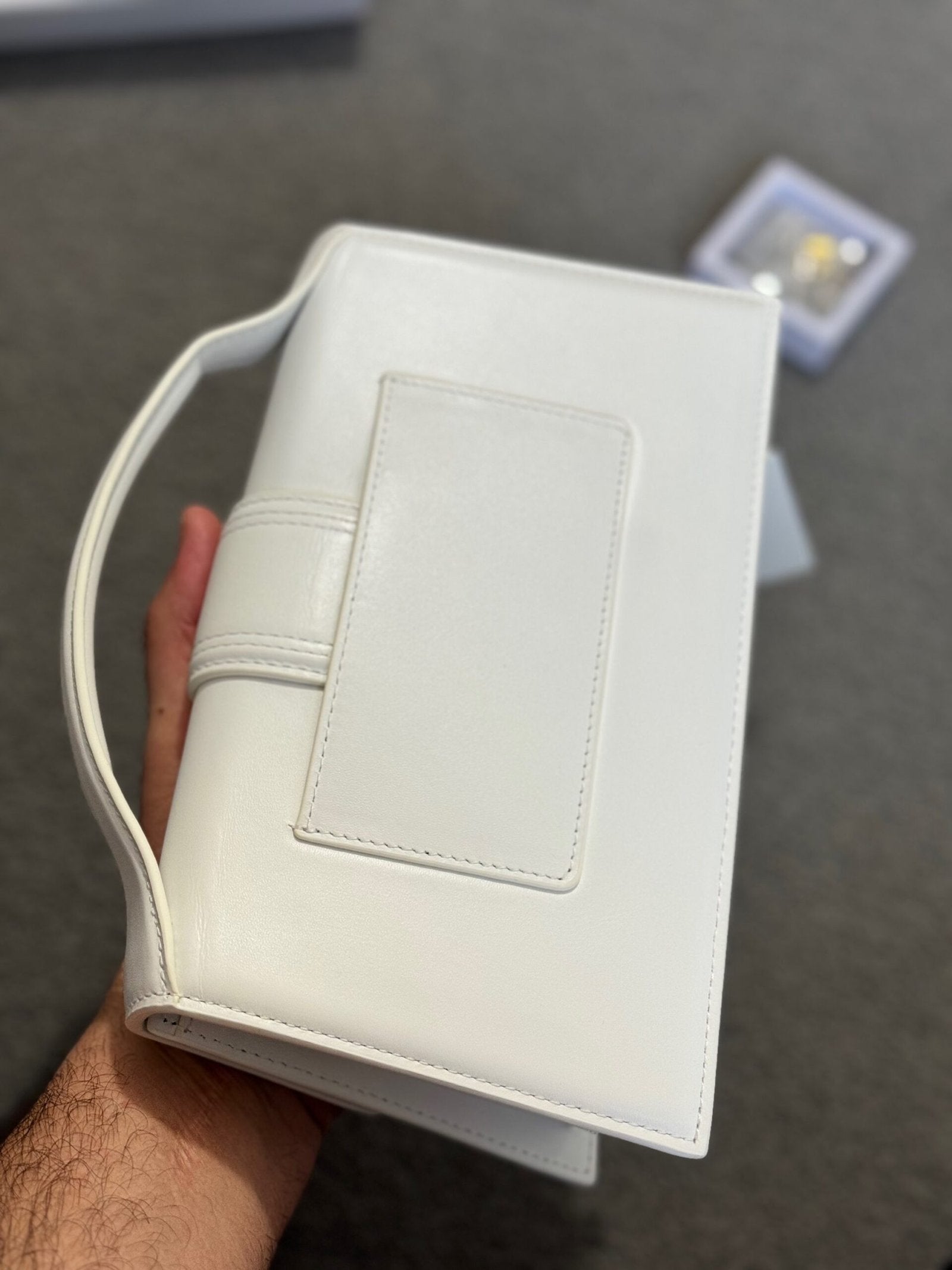 Jacquemus | Jacquemus bag | Side View | yiodesigner.co.uk
