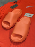 Yeezy | Yeezy slids | Size 9 | Back View | yiodesigner.co.uk