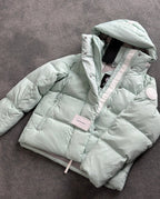 Canada Goose | CANADA GOOSE | White | Size XXL | Detail Shot | yiodesigner.co.uk