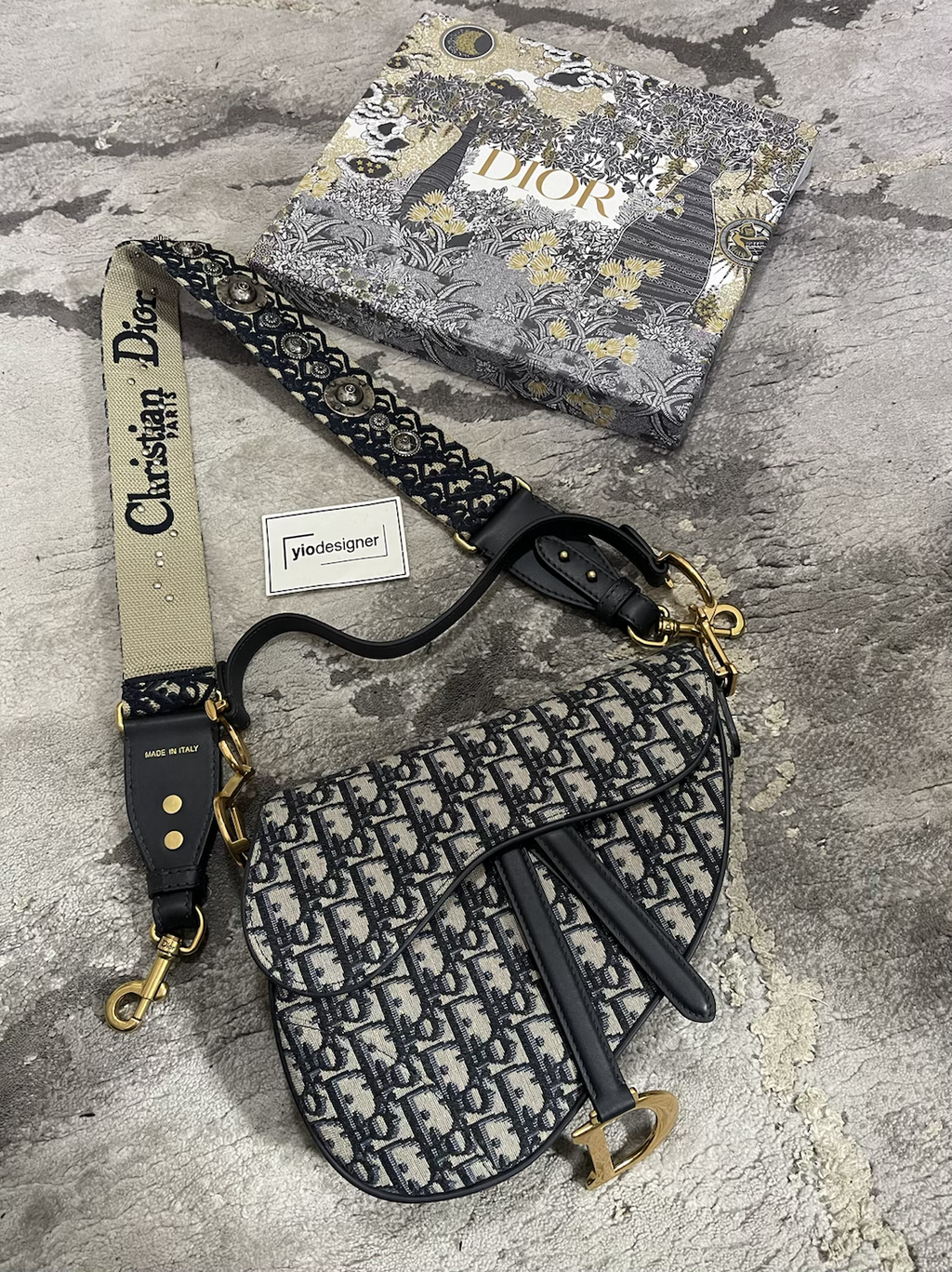 Dior | Womans saddle bag | Side View | yiodesigner.co.uk