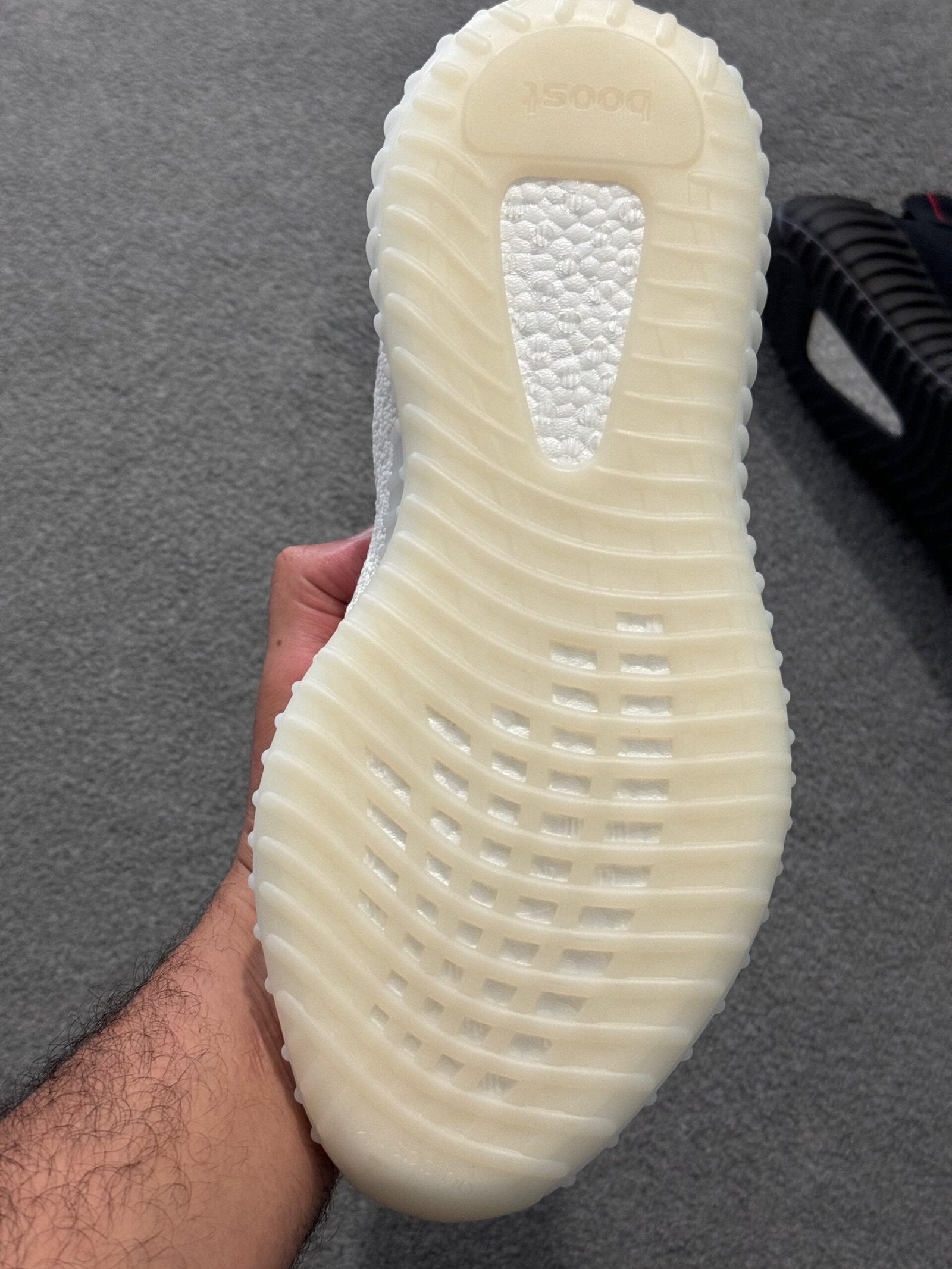 Yeezy | Yeezy 350 white | Label View | yiodesigner.co.uk