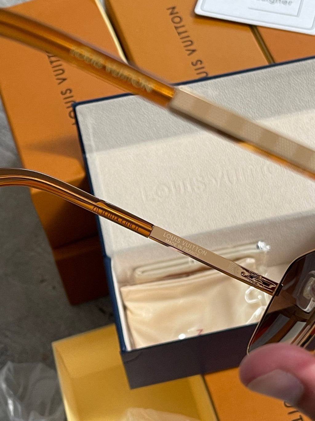 Louis Vuitton | Lv attitude sunglasses | Detail Shot | yiodesigner.co.uk