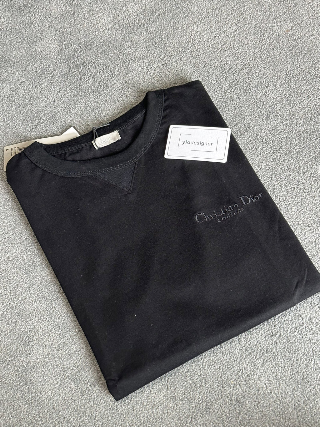 Dior | Dior t-shirt | Back View | yiodesigner.co.uk