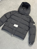 Moncler | Moncler coat | Size 5 | Close-Up | yiodesigner.co.uk