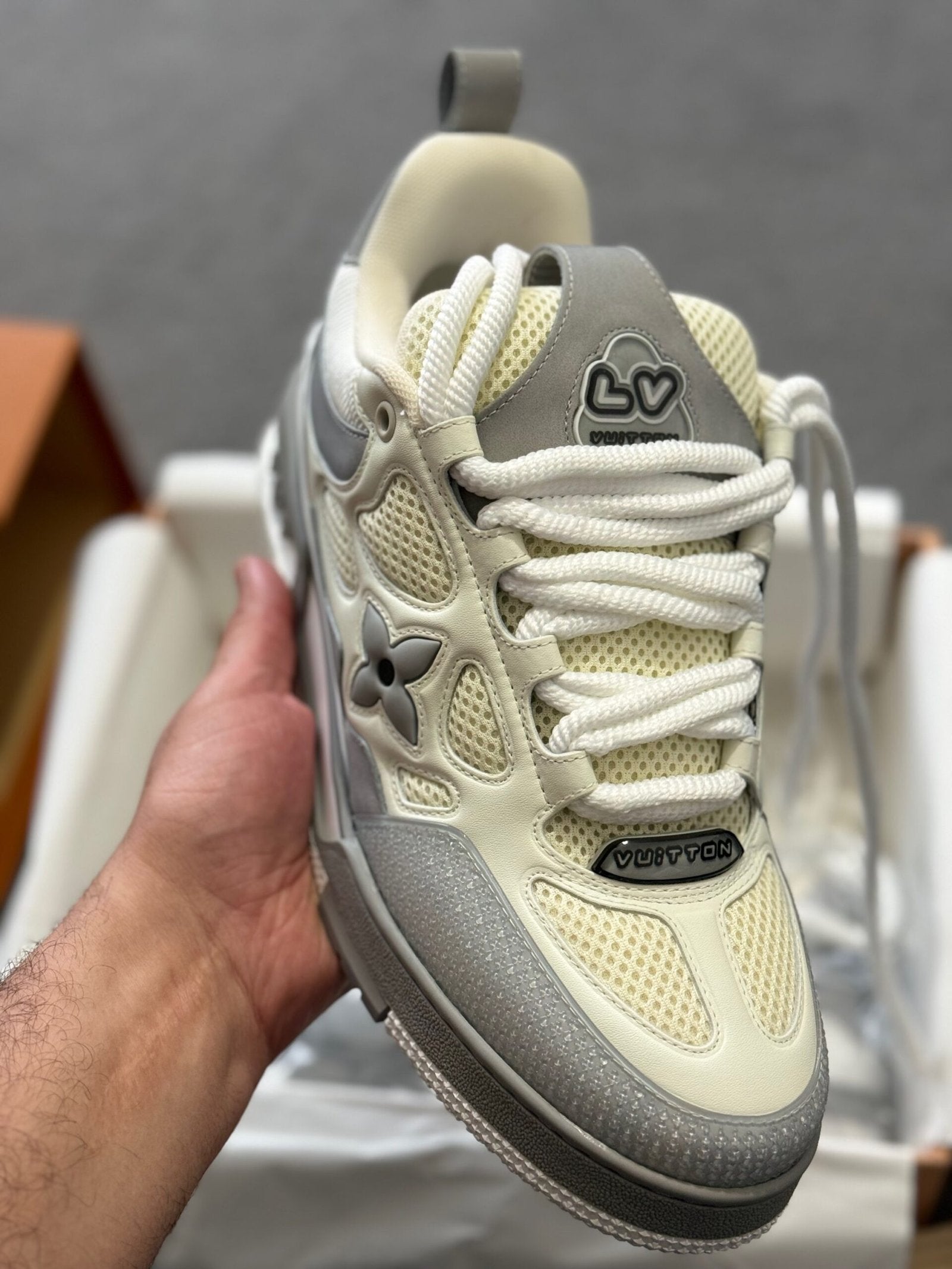 Louis Vuitton | Lv sneaker | Label View | yiodesigner.co.uk