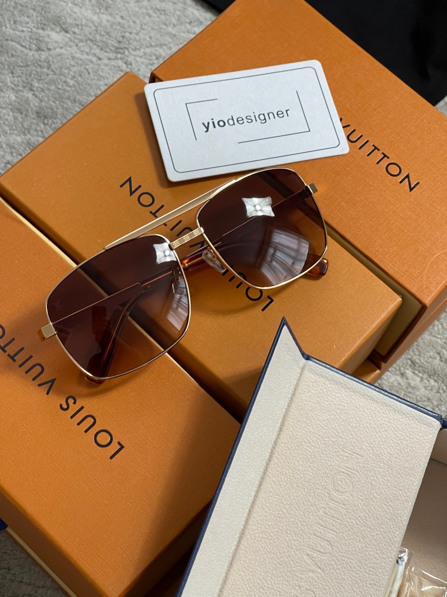 Louis Vuitton | Lv attitude sunglasses | Label View | yiodesigner.co.uk