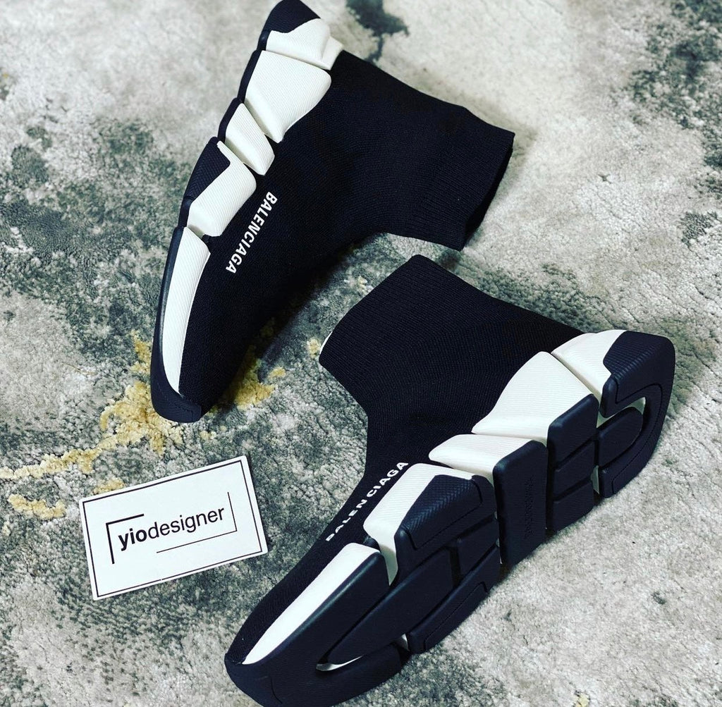 Balenciaga | Balenciaga speed runner 2.0 | Detail Shot | yiodesigner.co.uk