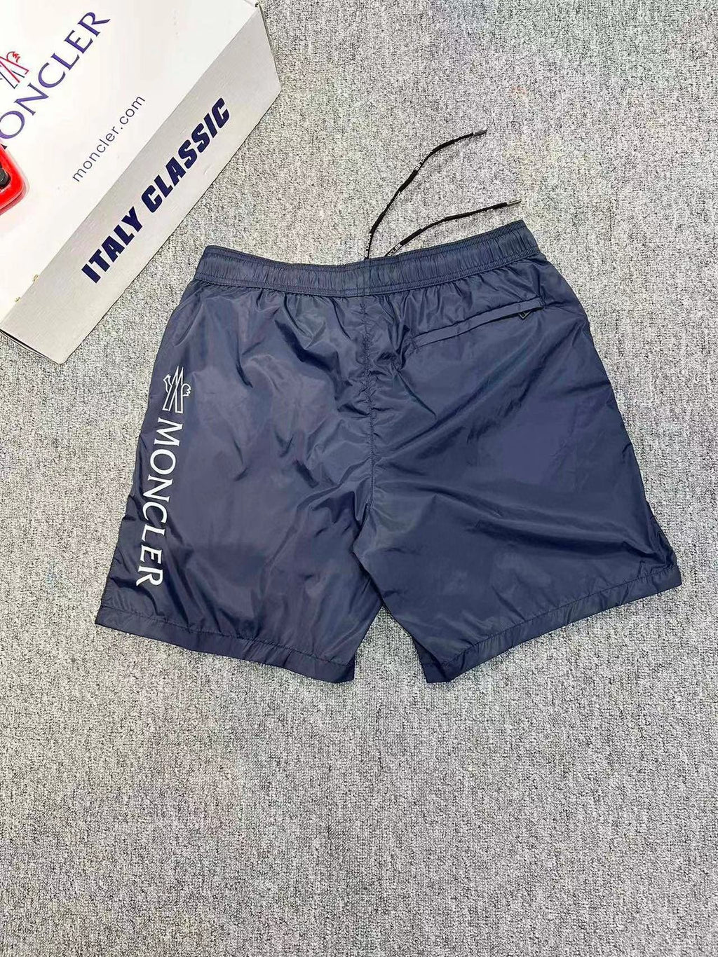 Moncler | Moncler short navy | Back View | yiodesigner.co.uk