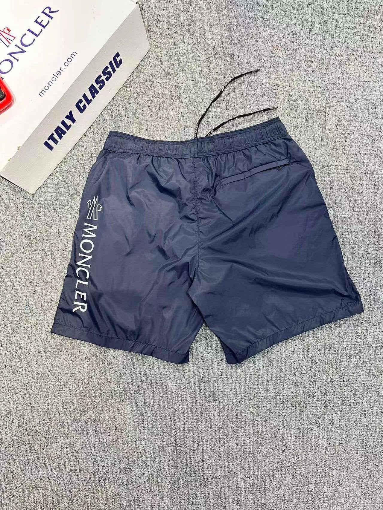 Moncler | Moncler short navy | Back View | yiodesigner.co.uk