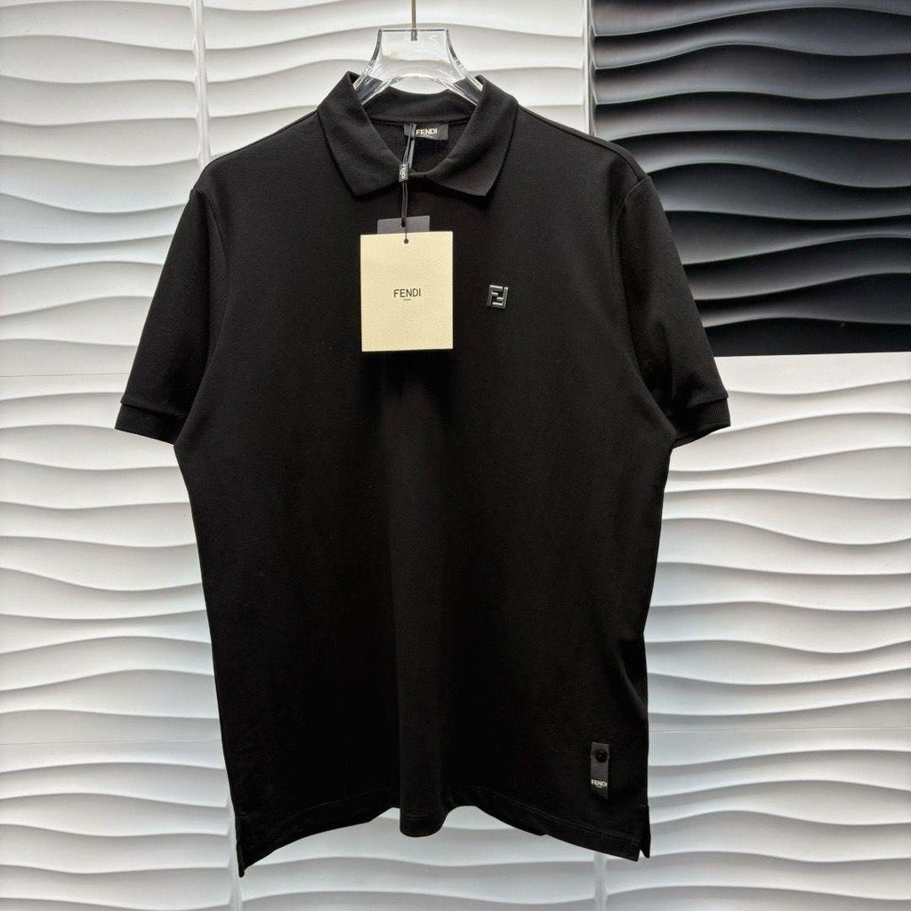 Fendi | Fendi T-shirt (polo) | Size M | yiodesigner.co.uk