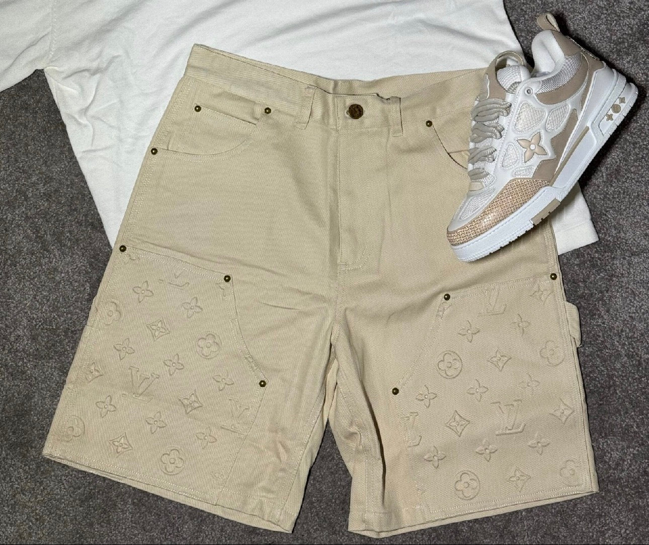 Lv short