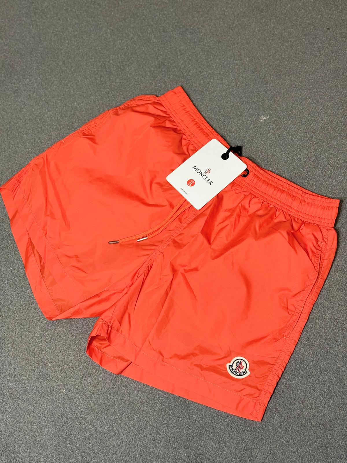 Moncler short orange