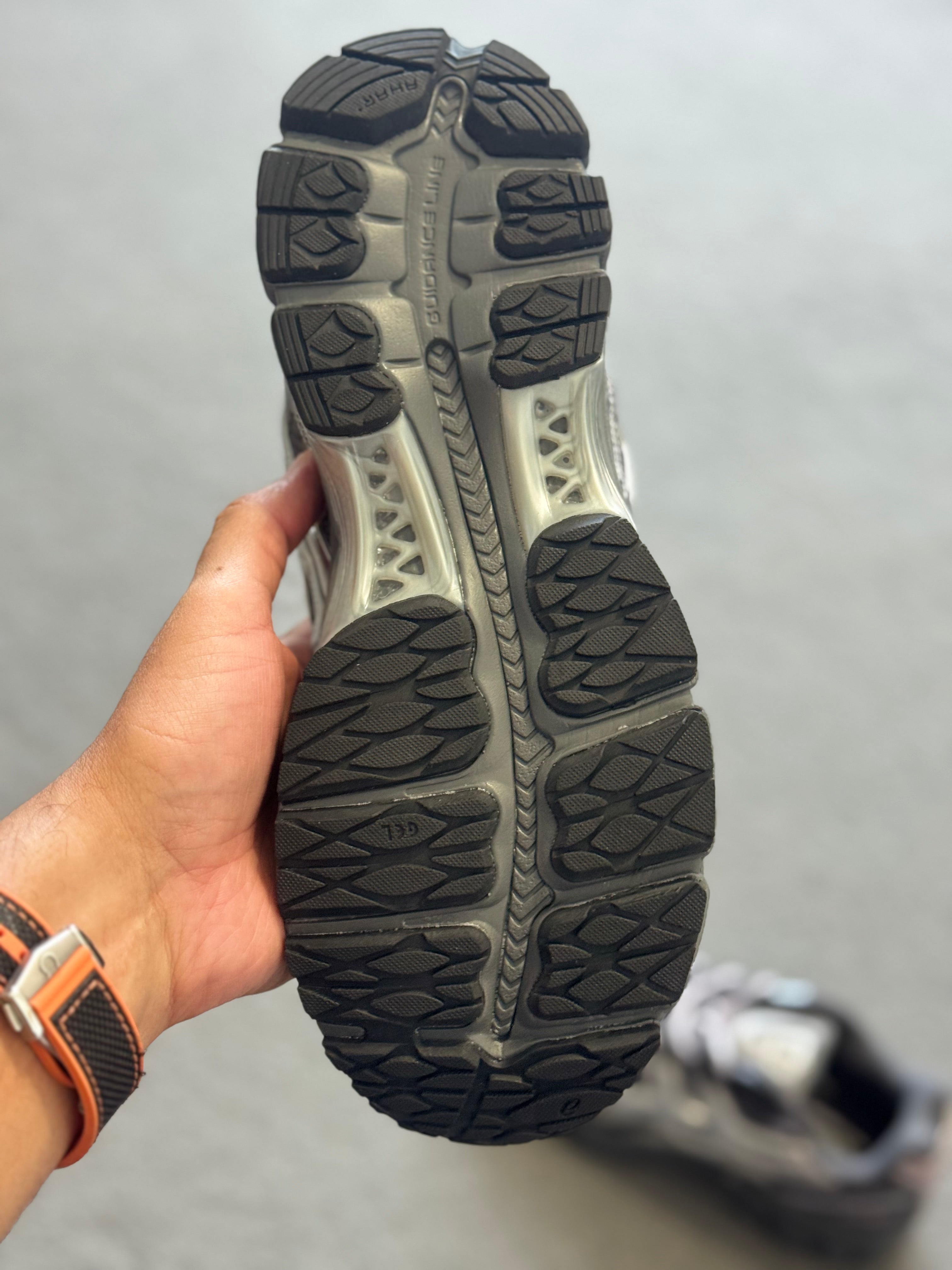Asics x kith collab sneaker
