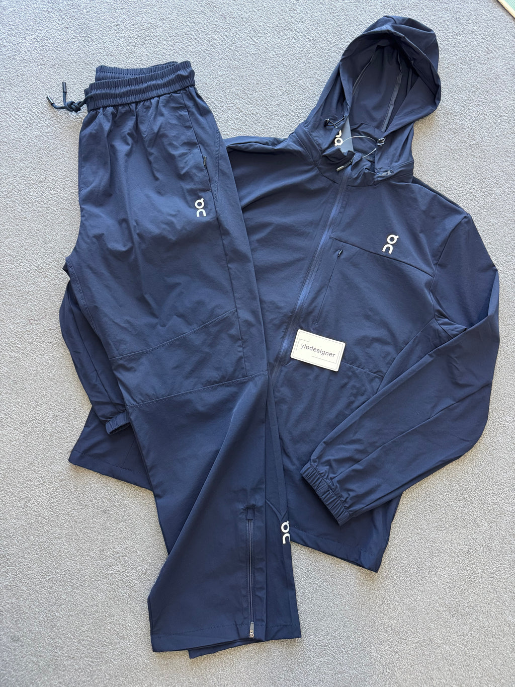 On Cloud tracksuit