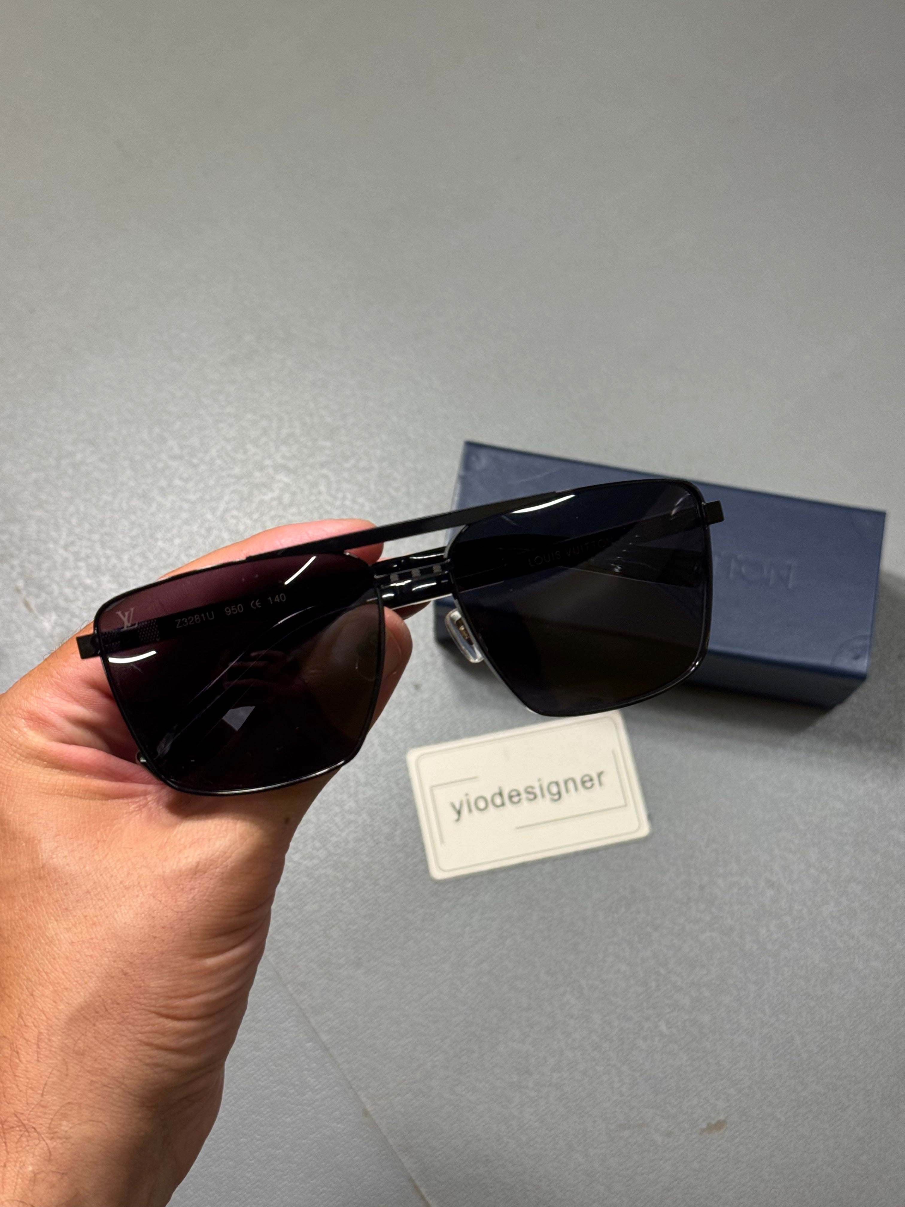 Lv attitude square sunglasses