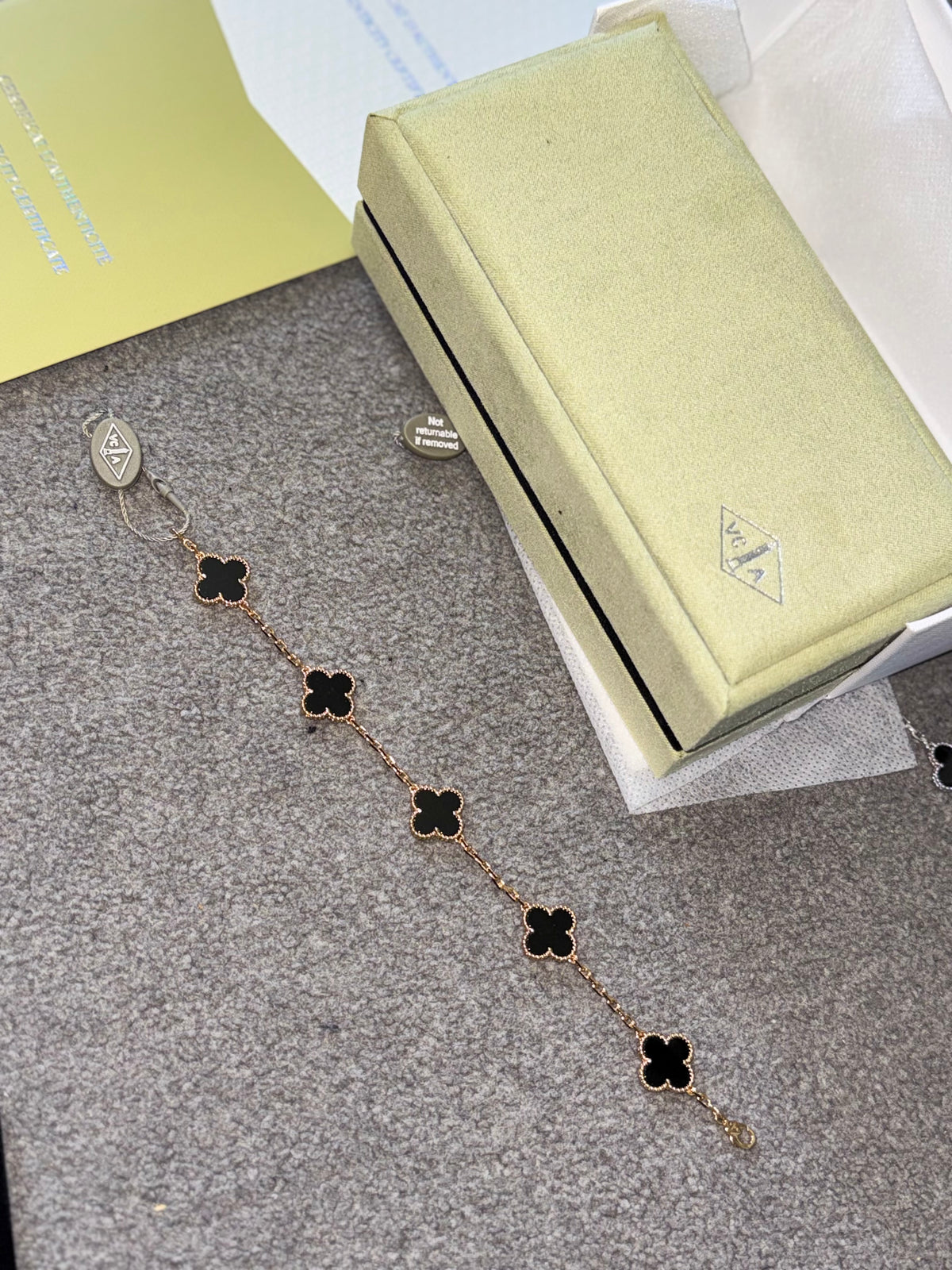 Van Cleef bracelet(black rosegold