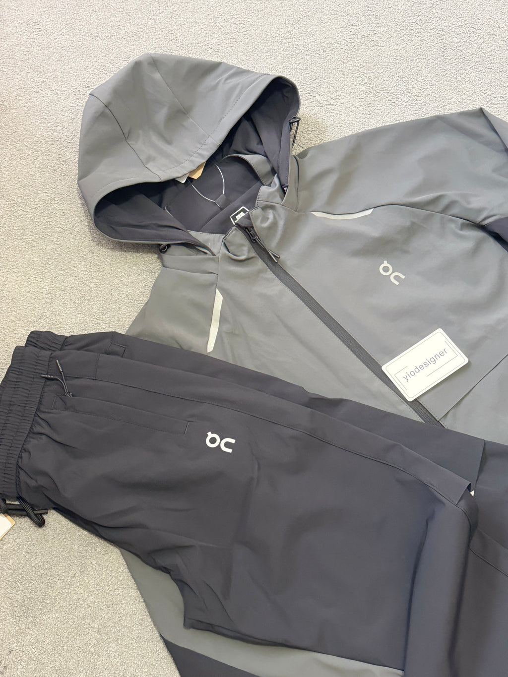 On Cloud tracksuit