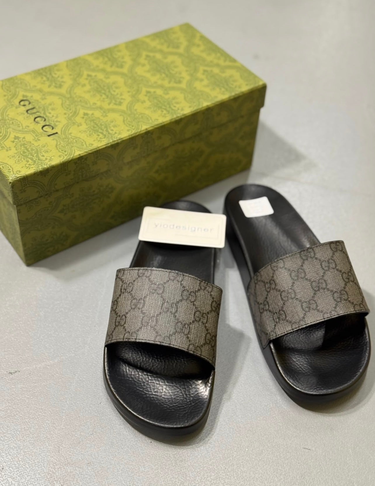 Gucci slider