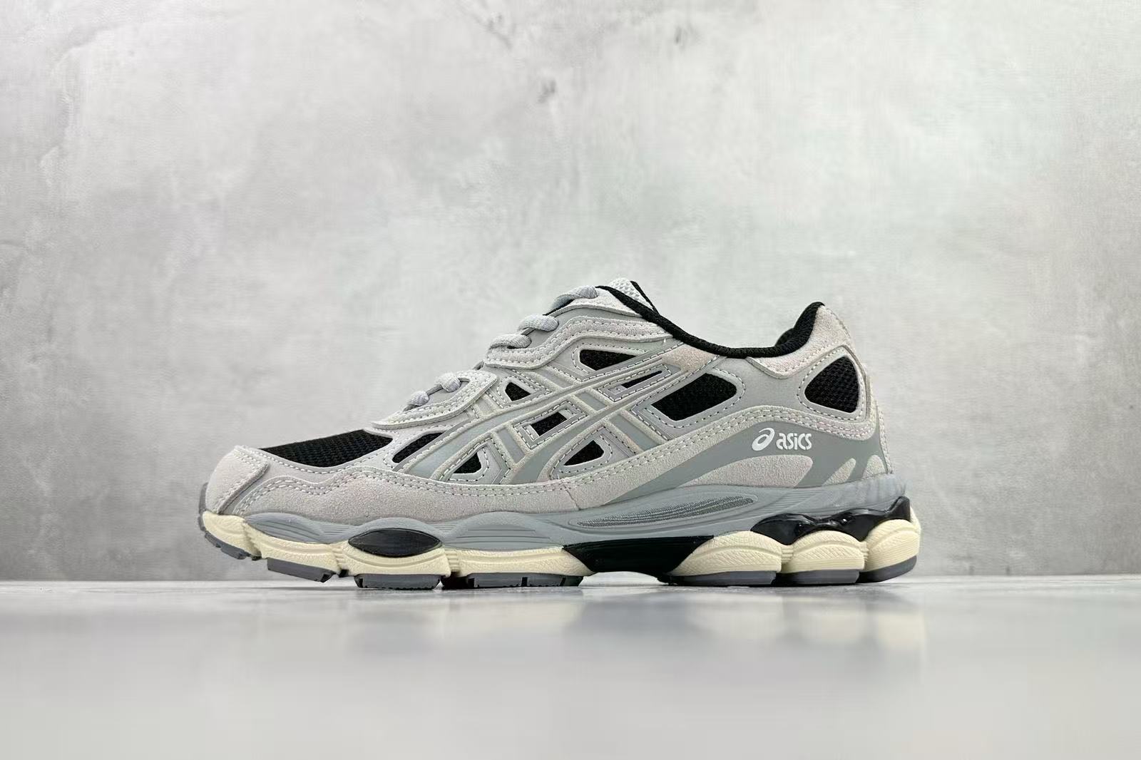 Asics Gel NYC RGD
