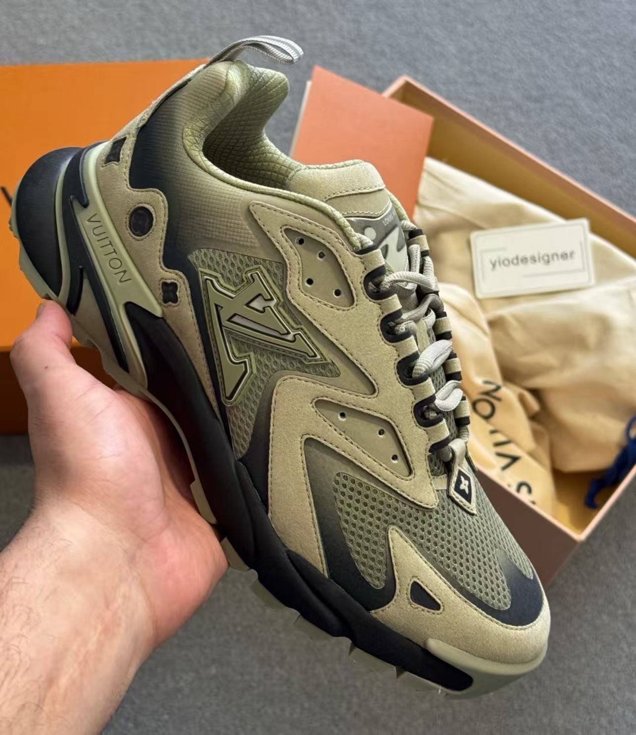 Lv sneaker tatic kaki