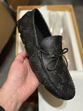 Lv sneaker  (loafer)