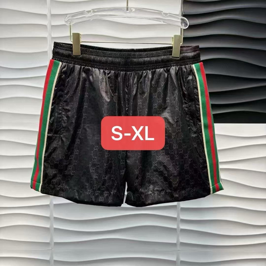 Gucci | Gucci short | Close-Up | yiodesigner.co.uk