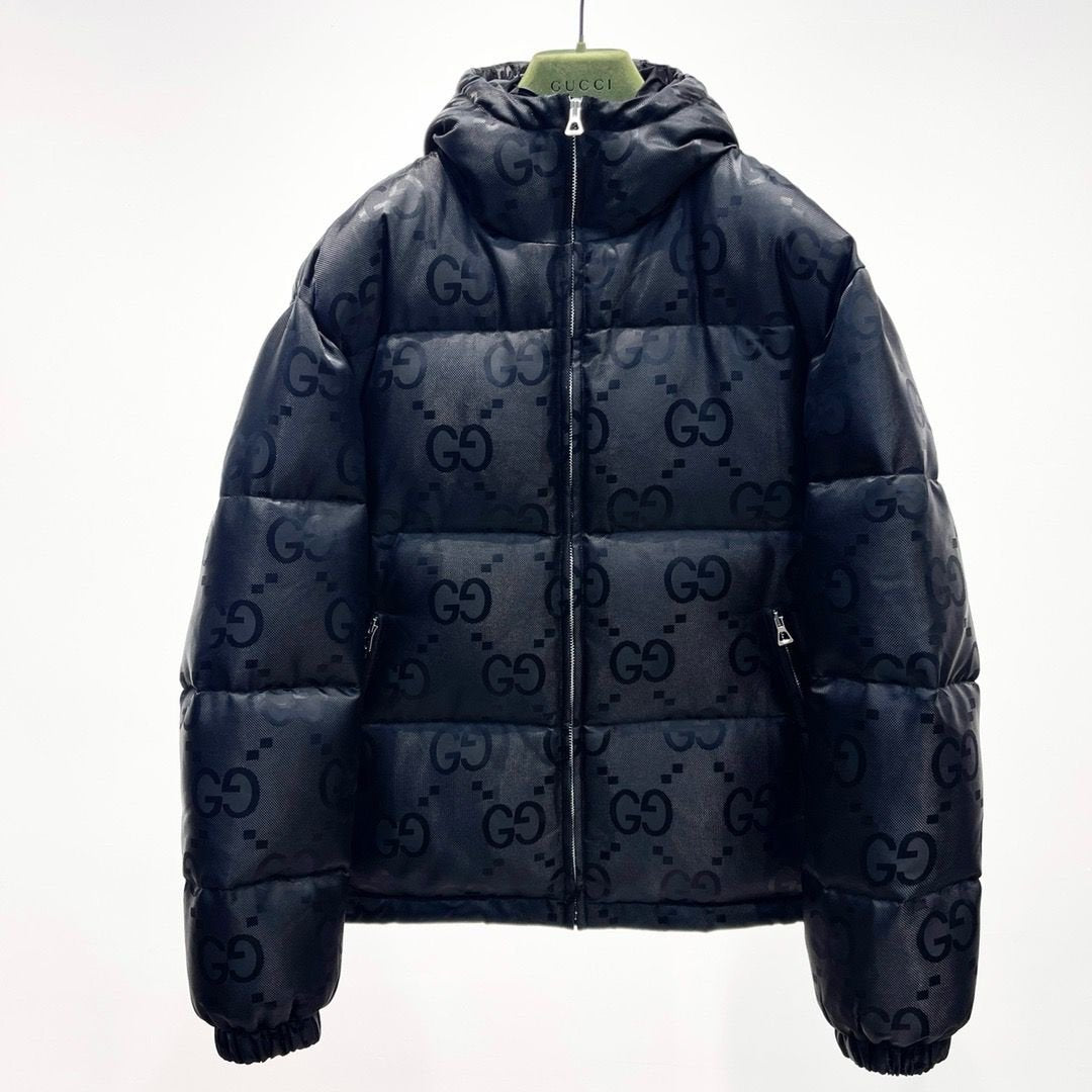 Gucci | Gucci jacket | Size L | yiodesigner.co.uk