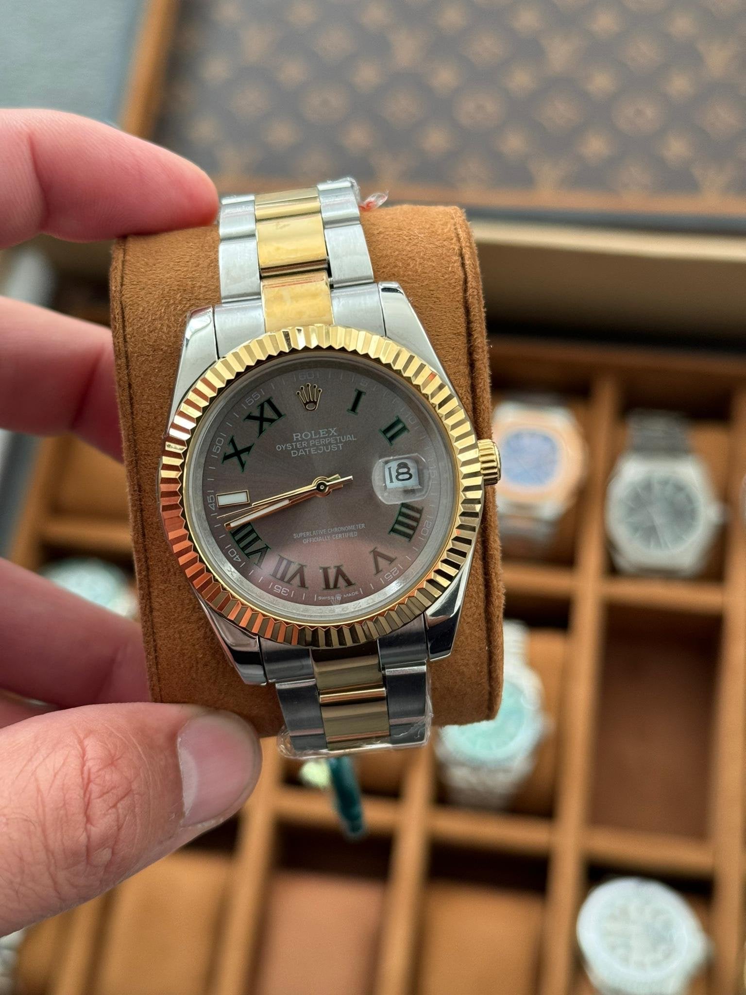 Rolex | Rolex datejust | Front View | yiodesigner.co.uk