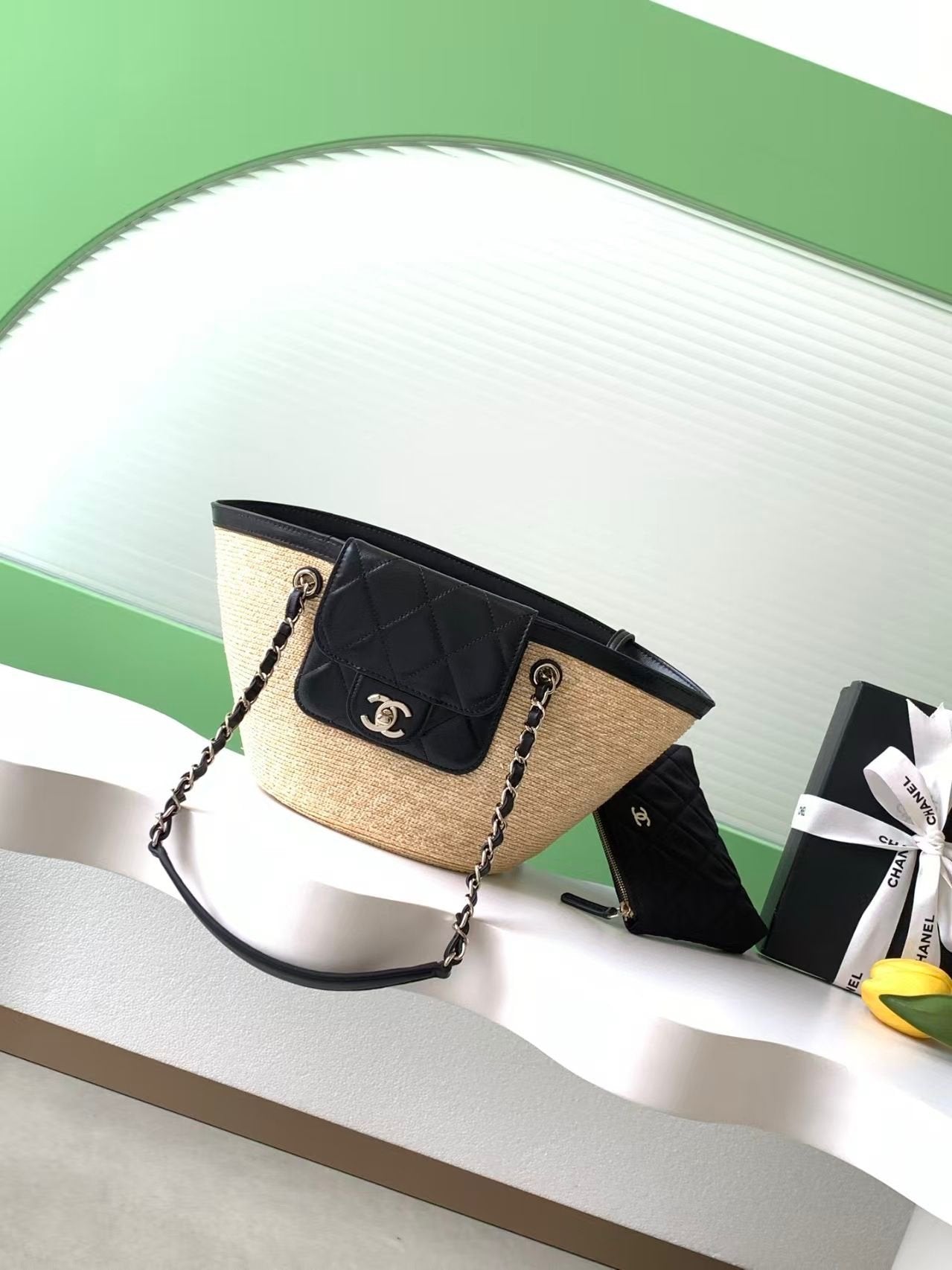 Chanel | Chanel bag | Front View | yiodesigner.co.uk