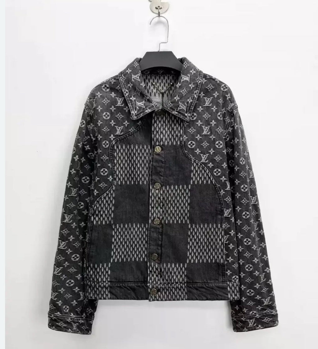 Louis Vuitton | Lv overshirt | Size M | yiodesigner.co.uk