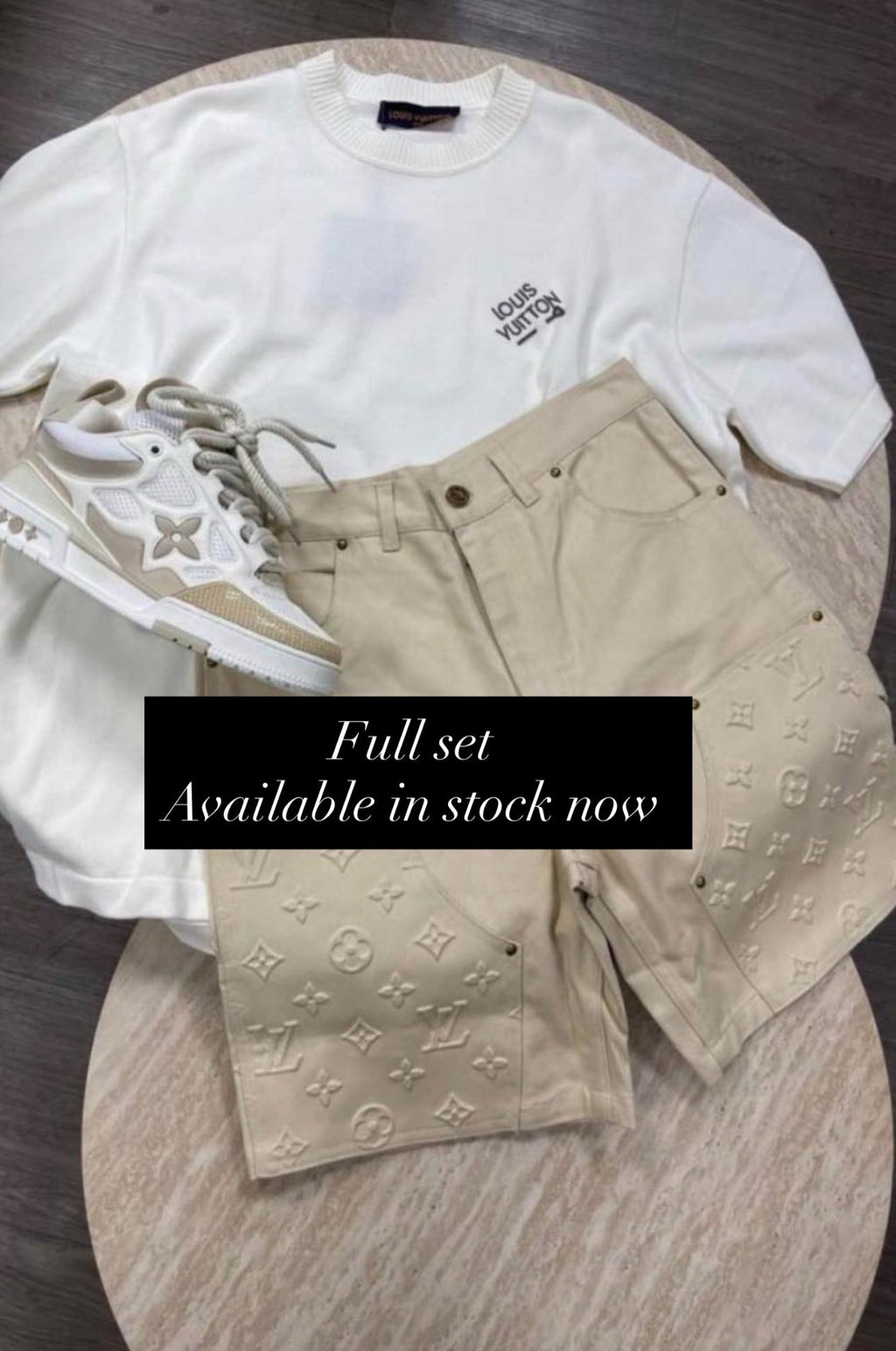 Louis Vuitton | Lv set ( t-shirt and short) | Close-Up | yiodesigner.co.uk