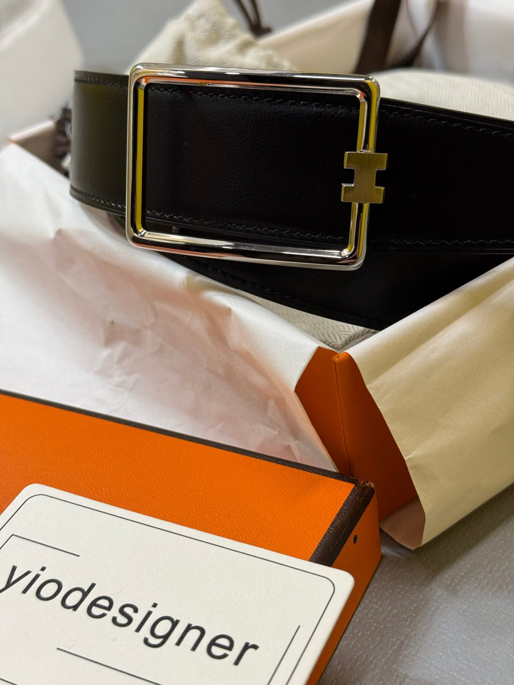 Hermes | Hermes belt | Side View | yiodesigner.co.uk
