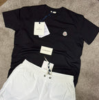 Moncler | Moncler t-shirt Black 2 | Size XL | Close-Up | yiodesigner.co.uk