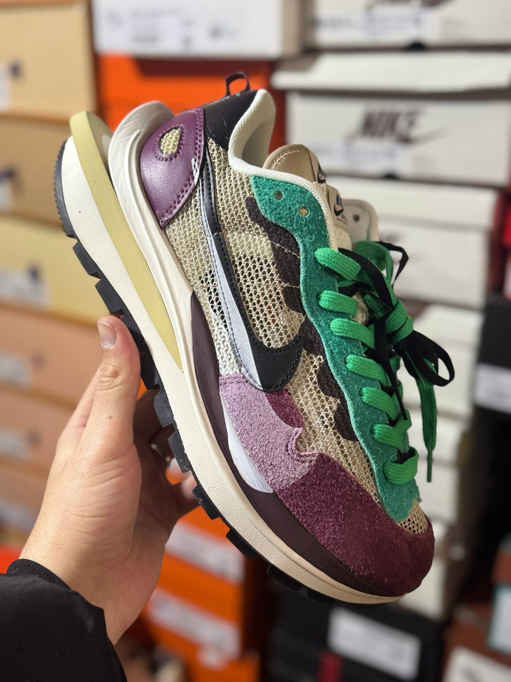 Nike | Sacai x Nike vaporwaffle | Size 8.5 | Front View | yiodesigner.co.uk
