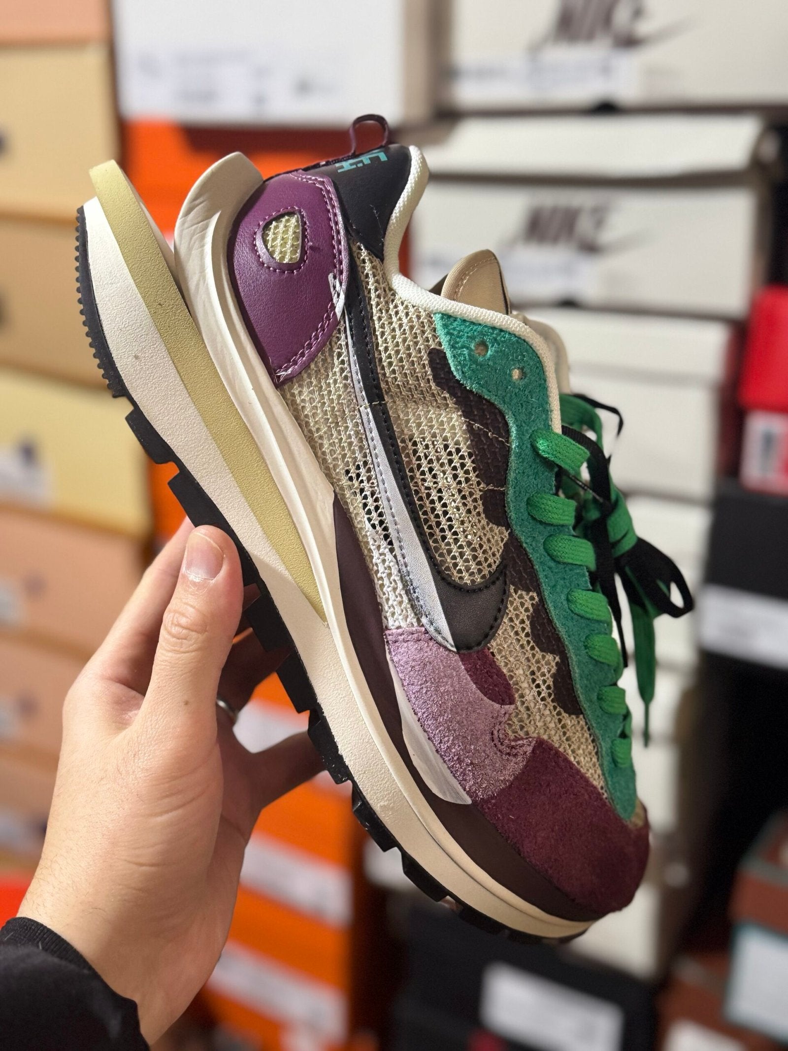 Nike | Sacai x Nike vaporwaffle | Back View | yiodesigner.co.uk