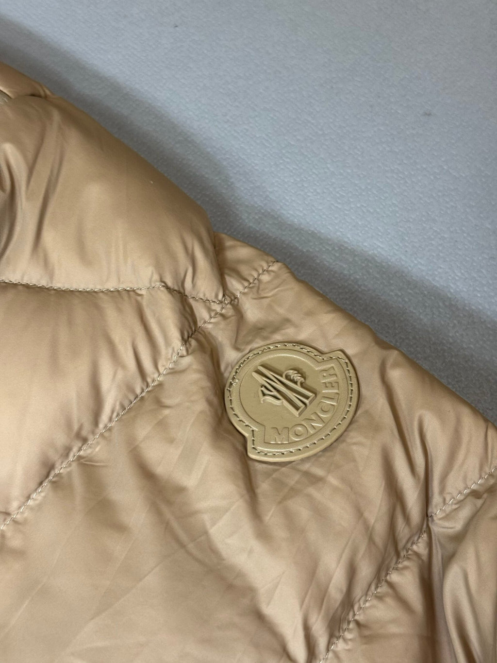 Moncler | Moncler coat | Close-Up | yiodesigner.co.uk