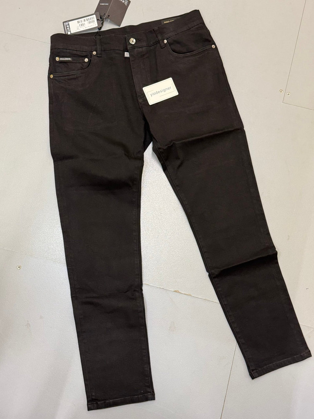 Dolce & Gabbana | D&amp;G jeans | Size 38 | Side View | yiodesigner.co.uk