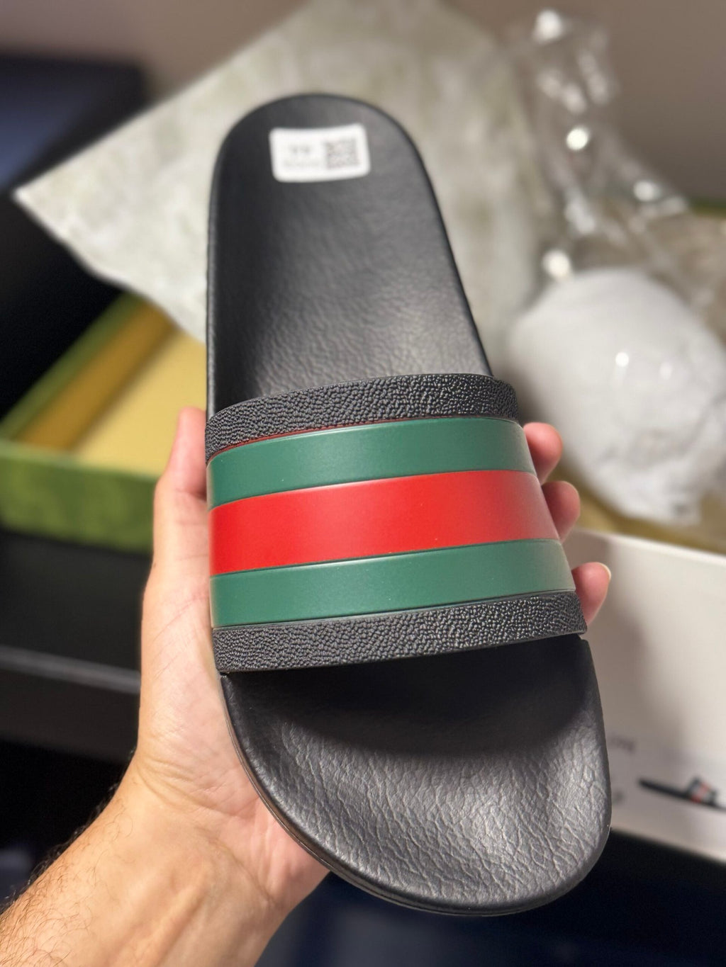 Gucci | Gucci slider | Size 9 | Full Body | yiodesigner.co.uk