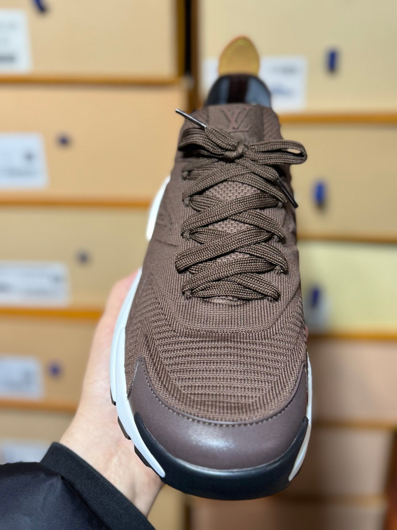 Louis Vuitton | Lv sneaker | View 10 | yiodesigner.co.uk