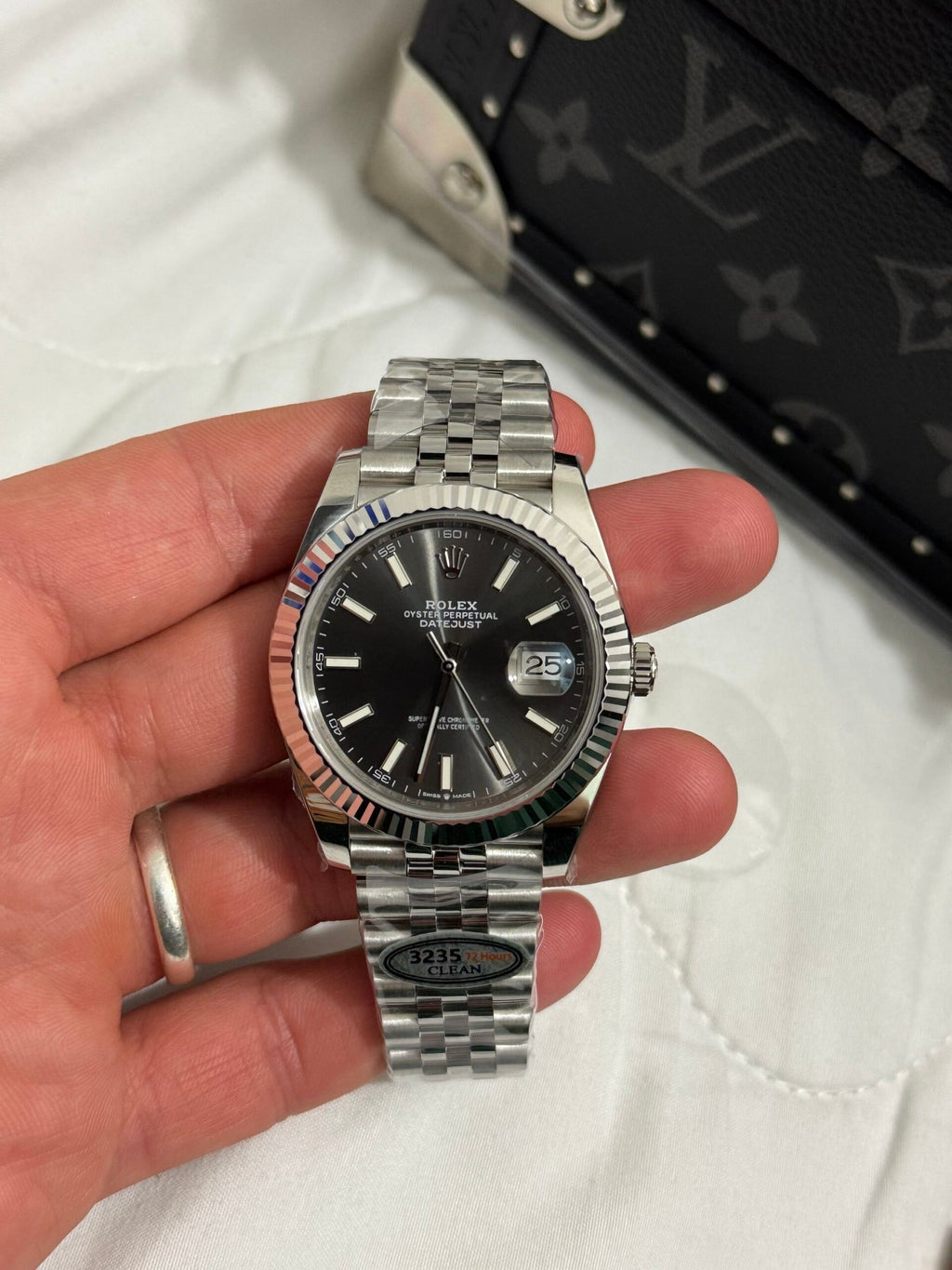 Rolex | Rolex datejust  clean factory | Back View | yiodesigner.co.uk