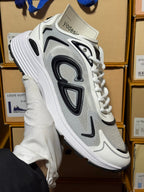 Dior | Dior 
b30 new season | Size 9 | Detail Shot | yiodesigner.co.uk