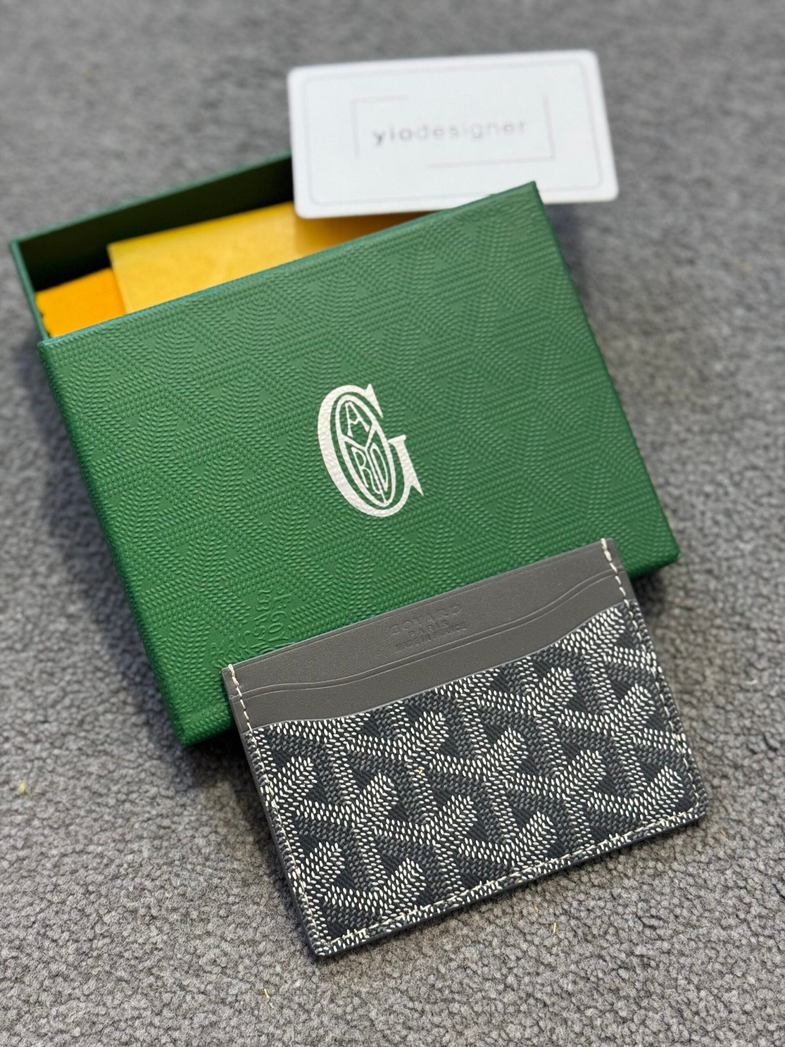 Goyard | Goyard card holder Grey | Front View | yiodesigner.co.uk