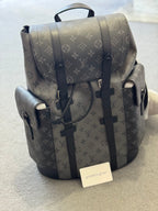 Louis Vuitton | Lv bag (backpack) | Back View | yiodesigner.co.uk